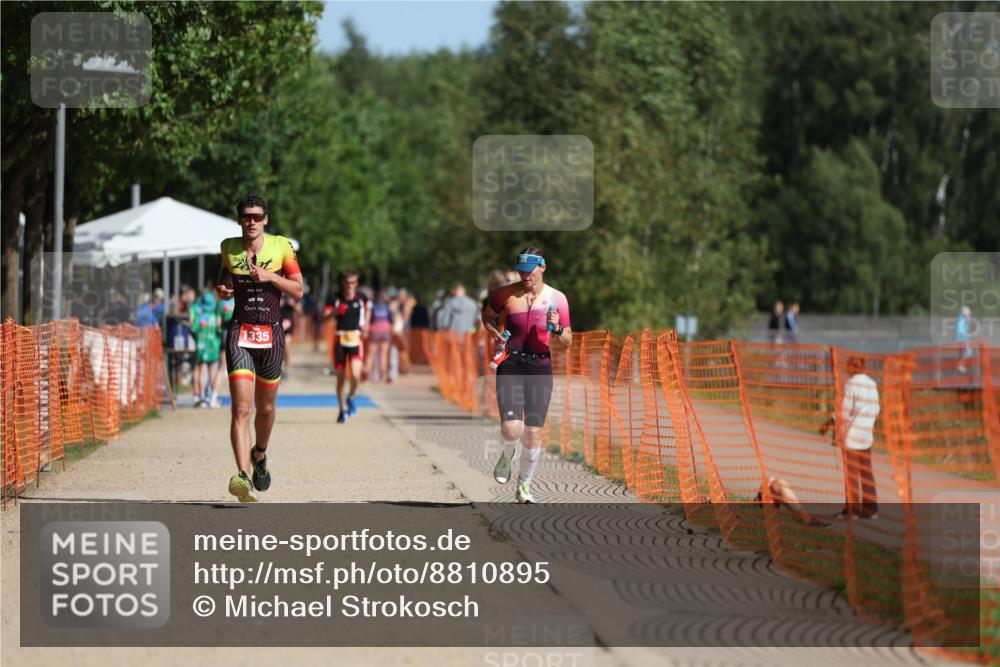 07.09.2025 - 19. Norderstedt Triathlon Michael Strokosch http://msf.ph/oto/8810895 07.09.2025 11:39:48 Laufen 199, 1335 meine-sportfotos.de