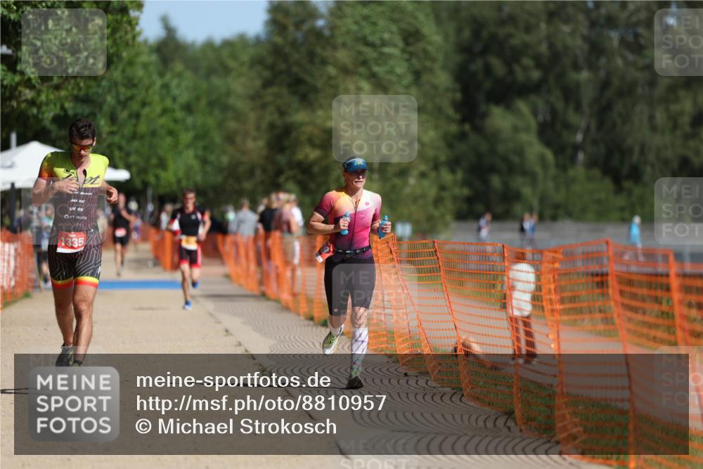 07.09.2025 - 19. Norderstedt Triathlon Michael Strokosch http://msf.ph/oto/8810957 07.09.2025 11:39:50 Laufen 199, 1335 meine-sportfotos.de