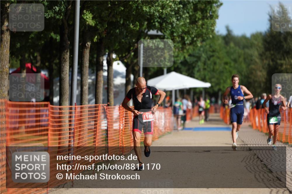 07.09.2025 - 19. Norderstedt Triathlon Michael Strokosch http://msf.ph/oto/8811170 07.09.2025 10:41:43 Laufen 657, 673, 1132, 1148 meine-sportfotos.de