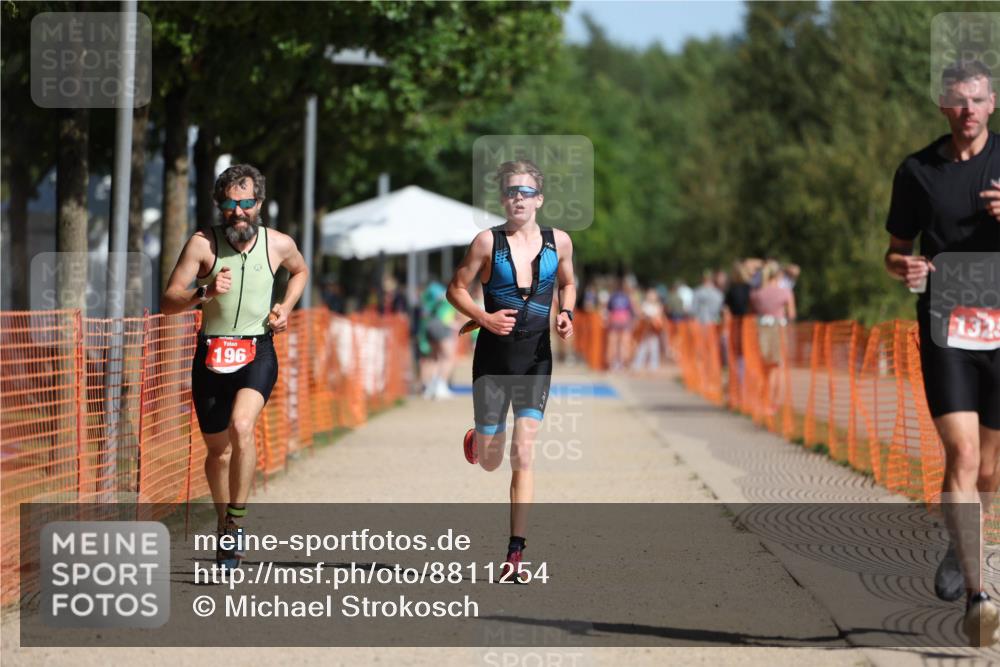 07.09.2025 - 19. Norderstedt Triathlon Michael Strokosch http://msf.ph/oto/8811254 07.09.2025 11:40:10 Laufen 196, 1171, 1323 meine-sportfotos.de