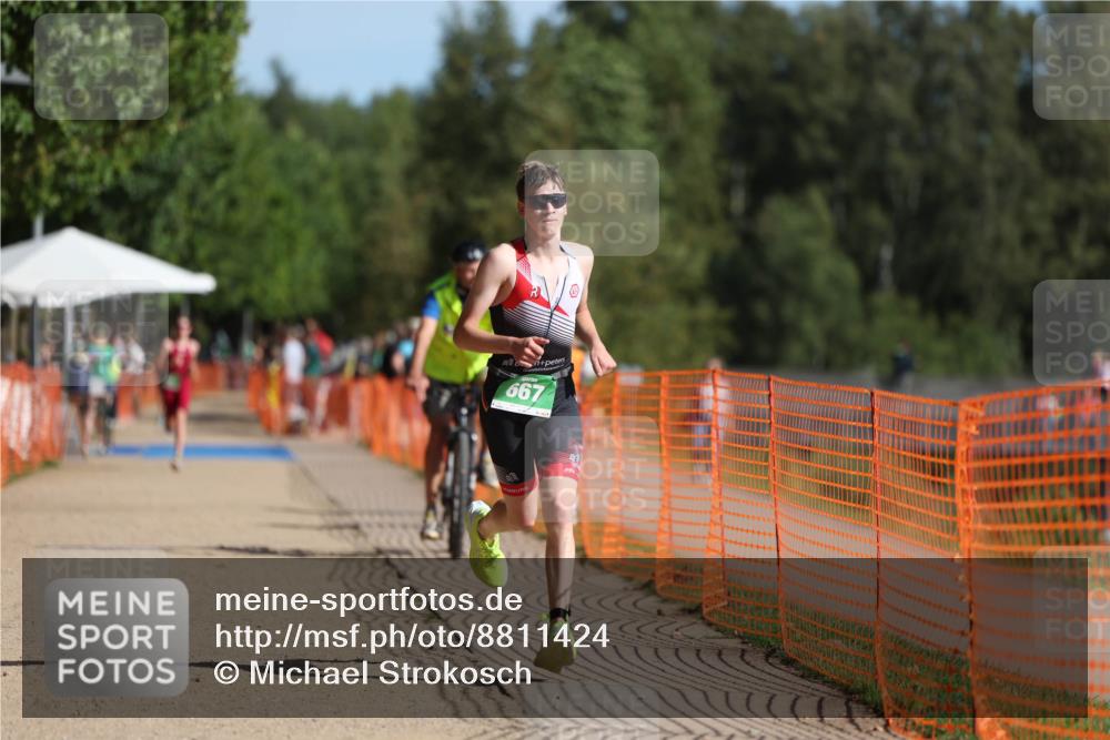 07.09.2025 - 19. Norderstedt Triathlon Michael Strokosch http://msf.ph/oto/8811424 07.09.2025 10:42:00 Laufen 667 meine-sportfotos.de