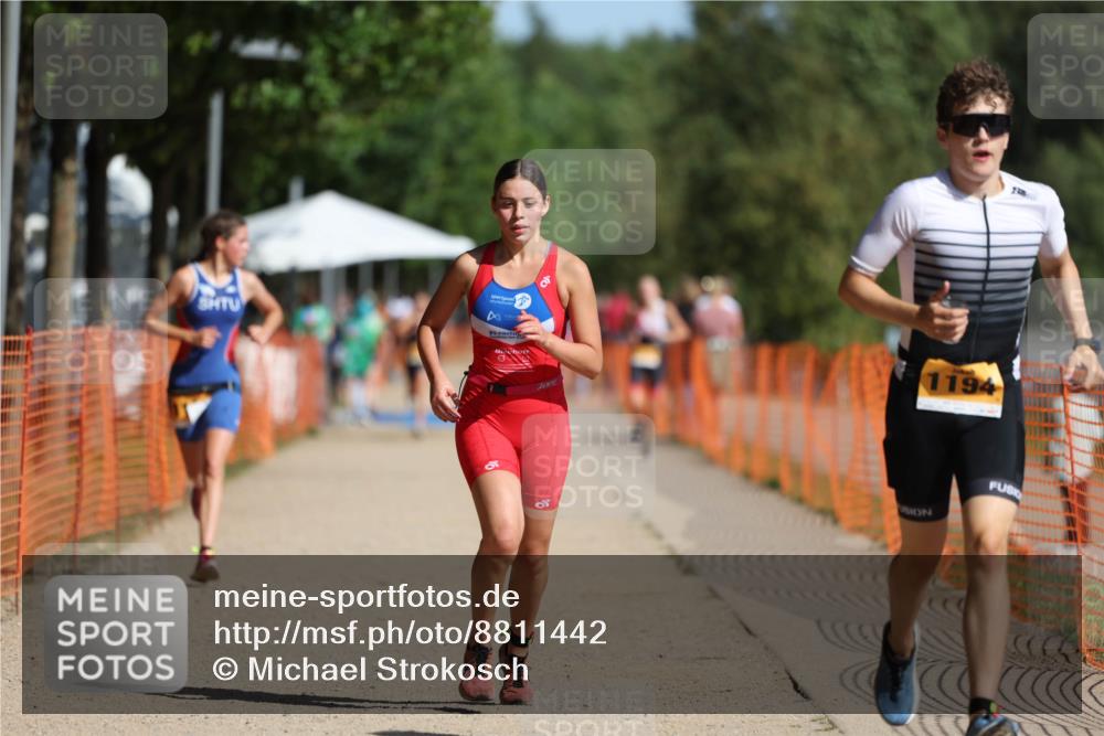 07.09.2025 - 19. Norderstedt Triathlon Michael Strokosch http://msf.ph/oto/8811442 07.09.2025 11:40:26 Laufen 1185, 1189, 1194 meine-sportfotos.de