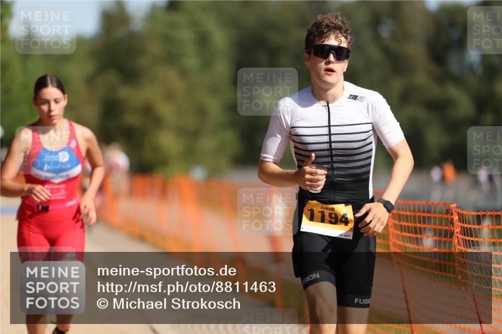 07.09.2025 - 19. Norderstedt Triathlon Michael Strokosch http://msf.ph/oto/8811463 07.09.2025 11:40:27 Laufen 1185, 1189, 1194 meine-sportfotos.de