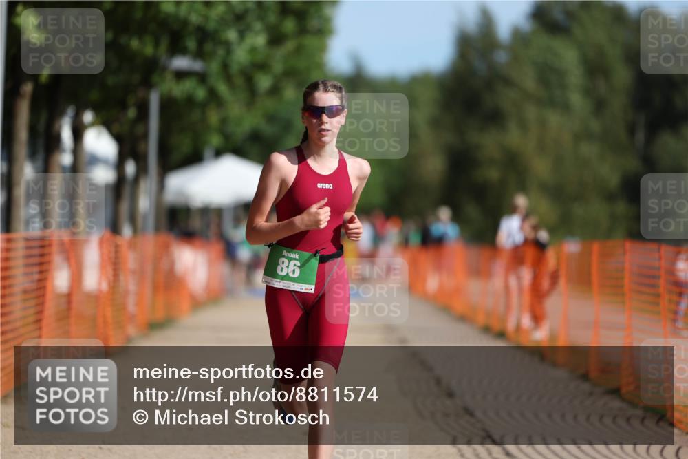 07.09.2025 - 19. Norderstedt Triathlon Michael Strokosch http://msf.ph/oto/8811574 07.09.2025 10:42:12 Laufen 68, 86, 648 meine-sportfotos.de