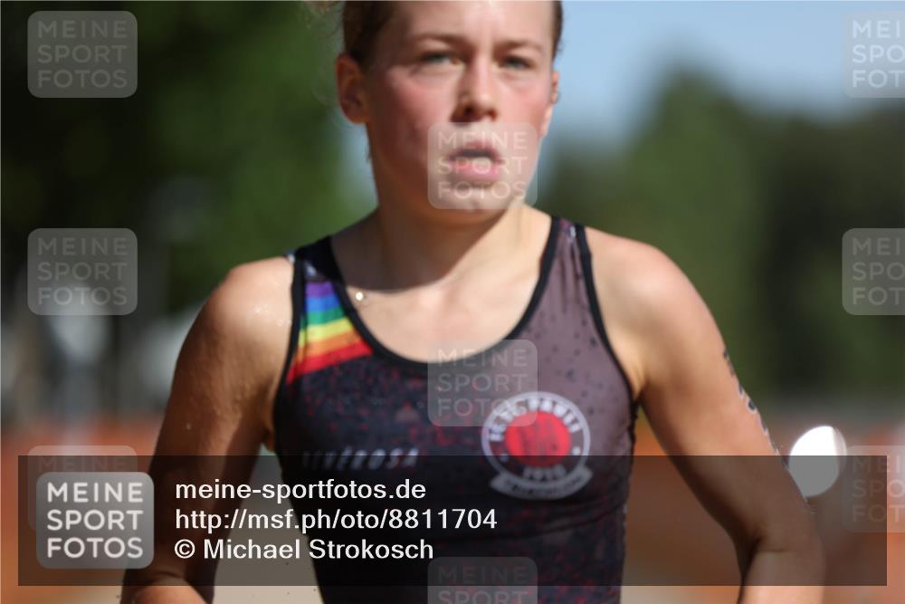 07.09.2025 - 19. Norderstedt Triathlon Michael Strokosch http://msf.ph/oto/8811704 07.09.2025 11:40:39 Laufen 1160, 1170 meine-sportfotos.de