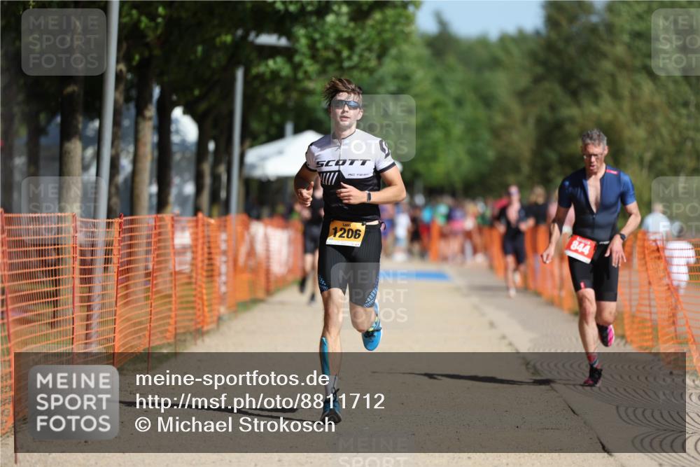 07.09.2025 - 19. Norderstedt Triathlon Michael Strokosch http://msf.ph/oto/8811712 07.09.2025 11:40:53 Laufen 844, 1206 meine-sportfotos.de