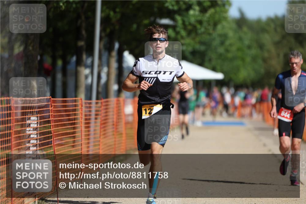07.09.2025 - 19. Norderstedt Triathlon Michael Strokosch http://msf.ph/oto/8811758 07.09.2025 11:40:54 Laufen 844, 1206 meine-sportfotos.de