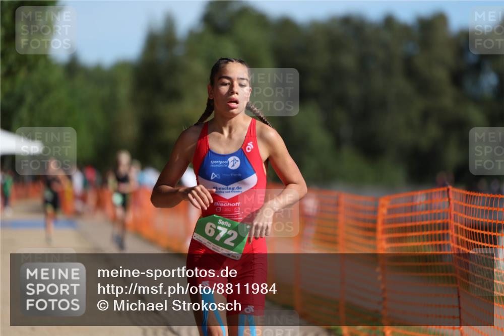 07.09.2025 - 19. Norderstedt Triathlon Michael Strokosch http://msf.ph/oto/8811984 07.09.2025 10:42:36 Laufen 652, 672 meine-sportfotos.de