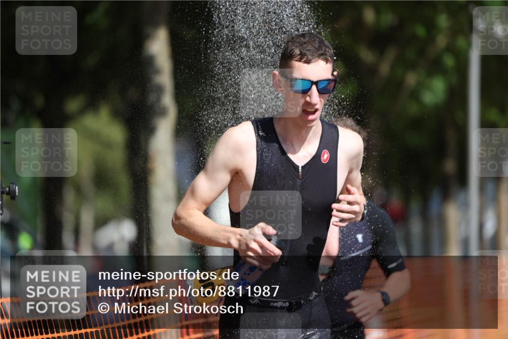 07.09.2025 - 19. Norderstedt Triathlon Michael Strokosch http://msf.ph/oto/8811987 07.09.2025 11:41:05 Laufen 1198, 1200 meine-sportfotos.de