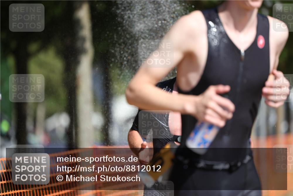 07.09.2025 - 19. Norderstedt Triathlon Michael Strokosch http://msf.ph/oto/8812012 07.09.2025 11:41:06 Laufen 1198, 1200 meine-sportfotos.de