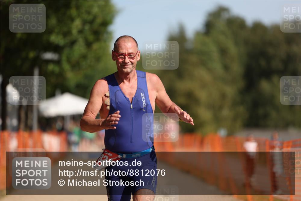 07.09.2025 - 19. Norderstedt Triathlon Michael Strokosch http://msf.ph/oto/8812076 07.09.2025 11:41:19 Laufen 821 meine-sportfotos.de