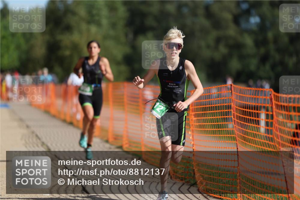 07.09.2025 - 19. Norderstedt Triathlon Michael Strokosch http://msf.ph/oto/8812137 07.09.2025 10:42:43 Laufen 112, 690 meine-sportfotos.de