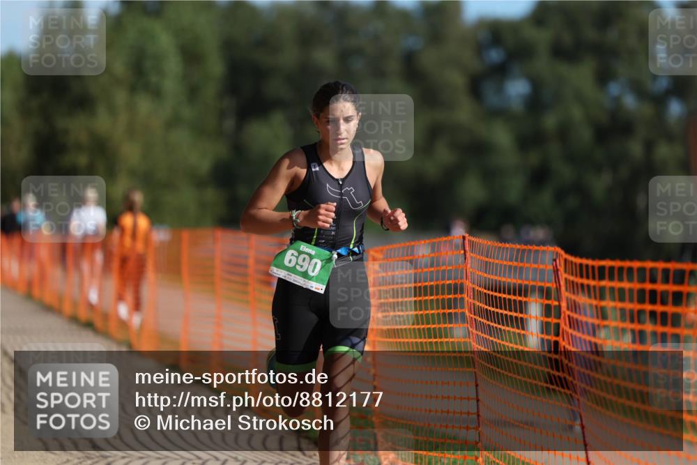 07.09.2025 - 19. Norderstedt Triathlon Michael Strokosch http://msf.ph/oto/8812177 07.09.2025 10:42:45 Laufen 112, 690 meine-sportfotos.de