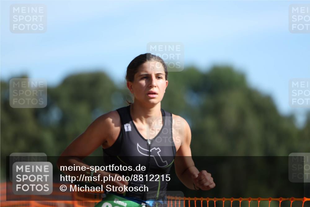 07.09.2025 - 19. Norderstedt Triathlon Michael Strokosch http://msf.ph/oto/8812215 07.09.2025 10:42:46 Laufen 112, 690 meine-sportfotos.de