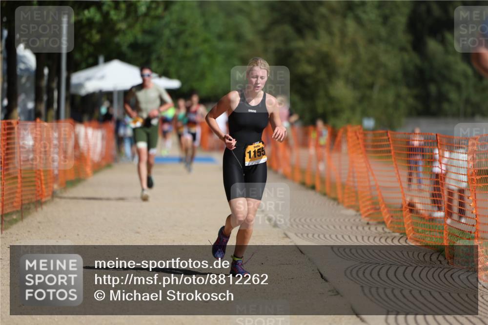 07.09.2025 - 19. Norderstedt Triathlon Michael Strokosch http://msf.ph/oto/8812262 07.09.2025 11:41:45 Laufen 734, 1155, 1188 meine-sportfotos.de