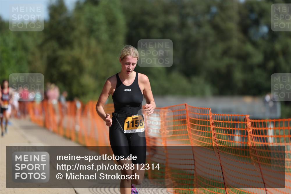 07.09.2025 - 19. Norderstedt Triathlon Michael Strokosch http://msf.ph/oto/8812314 07.09.2025 11:41:47 Laufen 734, 1155, 1188 meine-sportfotos.de