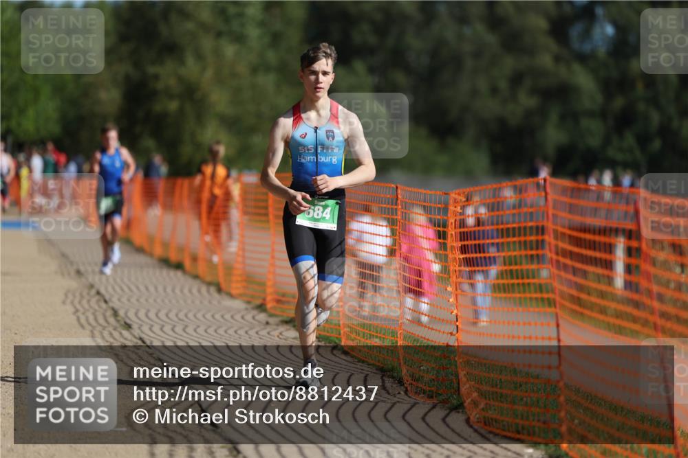07.09.2025 - 19. Norderstedt Triathlon Michael Strokosch http://msf.ph/oto/8812437 07.09.2025 10:43:22 Laufen 684 meine-sportfotos.de