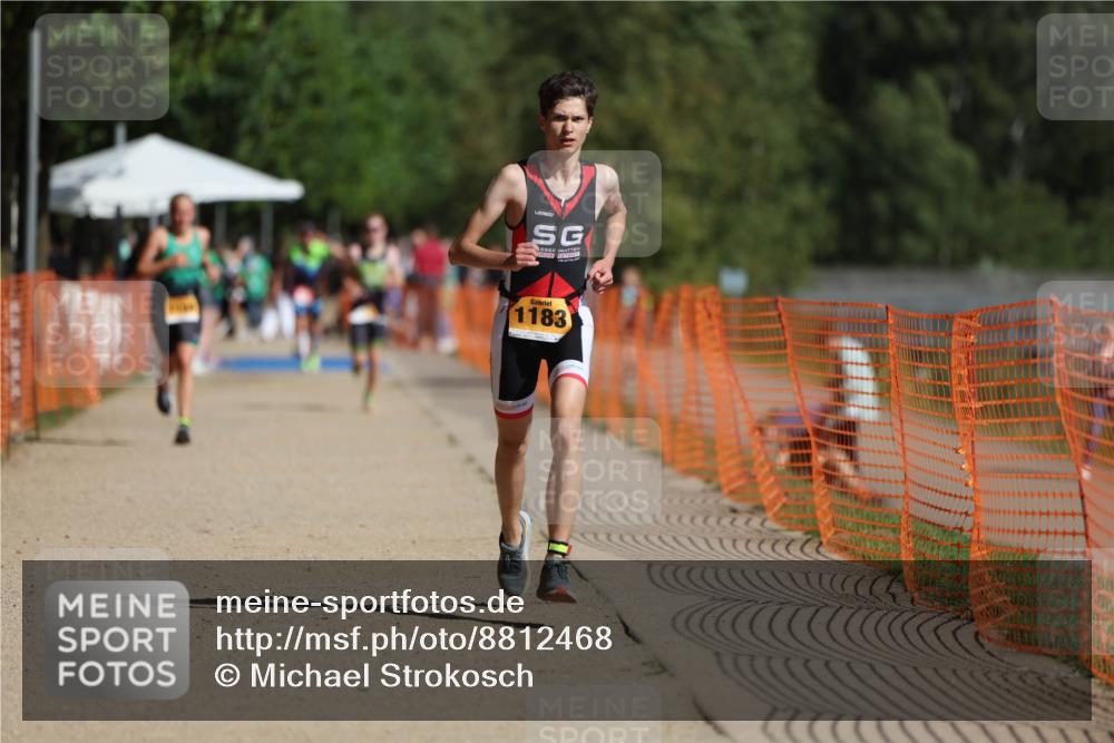 07.09.2025 - 19. Norderstedt Triathlon Michael Strokosch http://msf.ph/oto/8812468 07.09.2025 11:41:54 Laufen 1164, 1183, 1188 meine-sportfotos.de