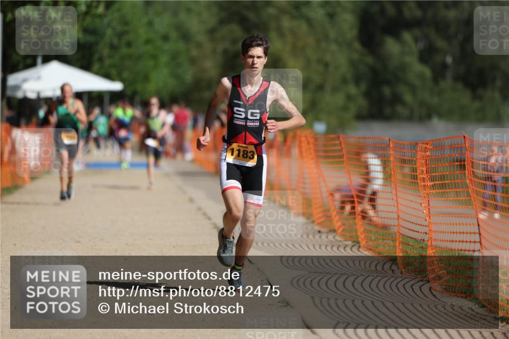 07.09.2025 - 19. Norderstedt Triathlon Michael Strokosch http://msf.ph/oto/8812475 07.09.2025 11:41:54 Laufen 1164, 1183, 1188 meine-sportfotos.de