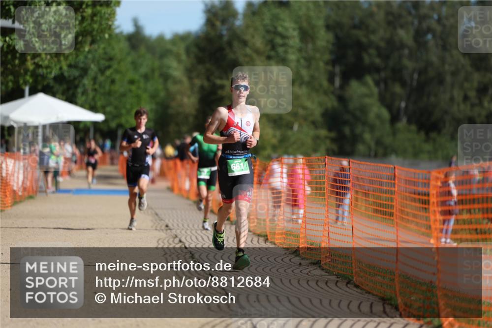 07.09.2025 - 19. Norderstedt Triathlon Michael Strokosch http://msf.ph/oto/8812684 07.09.2025 10:43:35 Laufen 87, 93, 661, 676 meine-sportfotos.de
