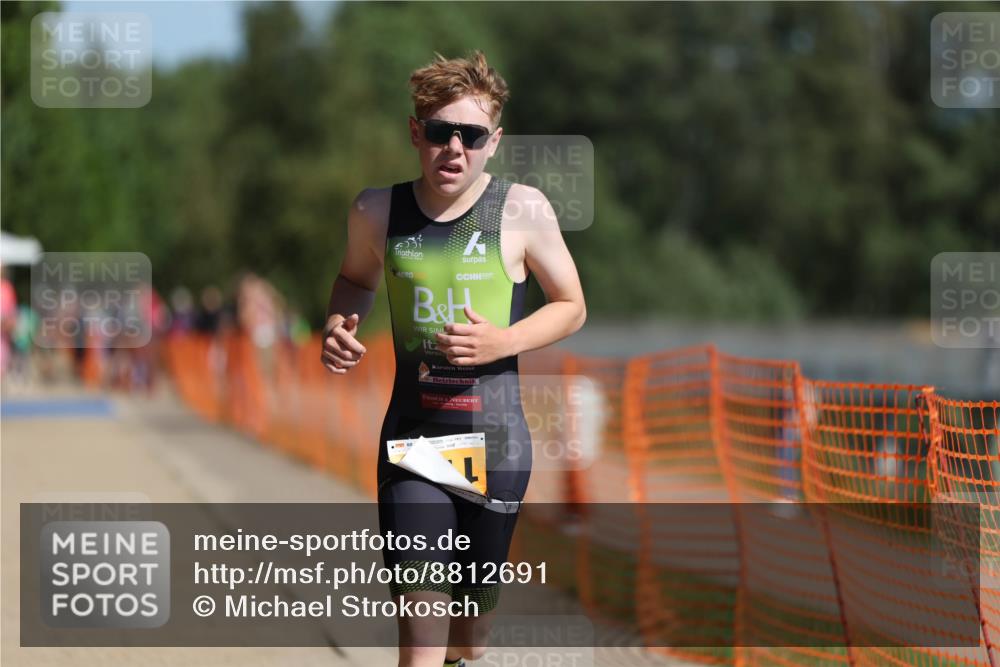07.09.2025 - 19. Norderstedt Triathlon Michael Strokosch http://msf.ph/oto/8812691 07.09.2025 11:42:04 Laufen 200, 1164, 1180 meine-sportfotos.de