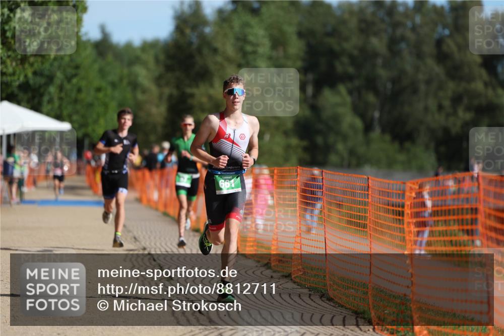 07.09.2025 - 19. Norderstedt Triathlon Michael Strokosch http://msf.ph/oto/8812711 07.09.2025 10:43:36 Laufen 87, 93, 661 meine-sportfotos.de