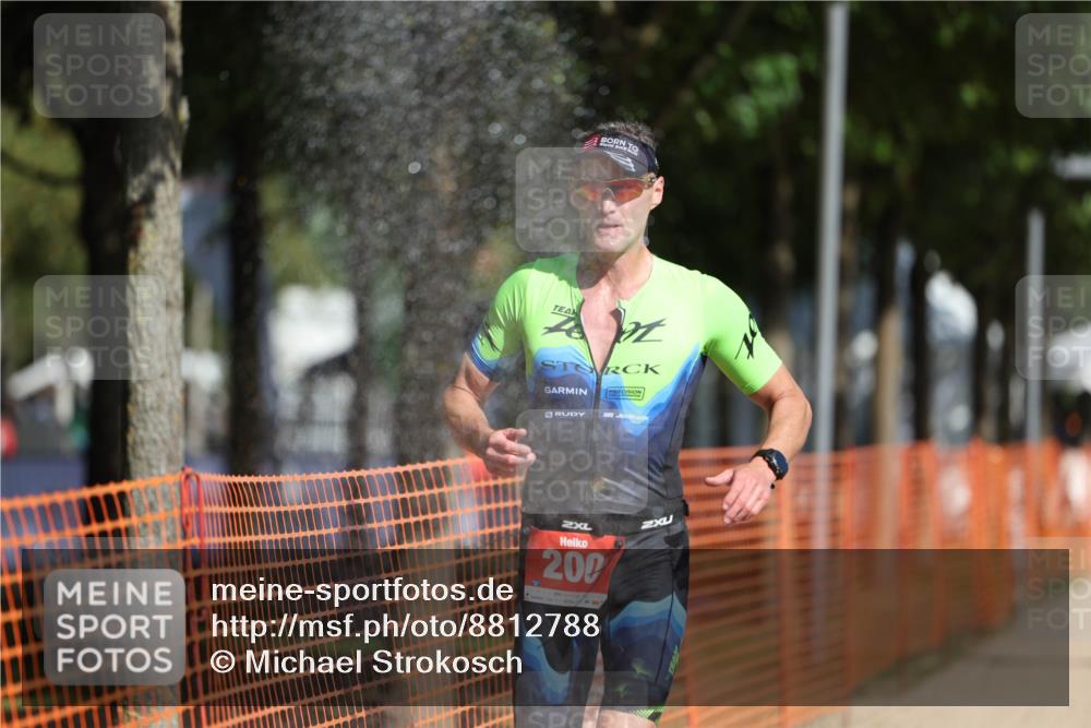 07.09.2025 - 19. Norderstedt Triathlon Michael Strokosch http://msf.ph/oto/8812788 07.09.2025 11:42:10 Laufen 200, 1314 meine-sportfotos.de