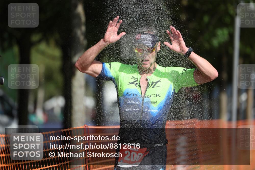 07.09.2025 - 19. Norderstedt Triathlon Michael Strokosch http://msf.ph/oto/8812816 07.09.2025 11:42:11 Laufen 200, 1314 meine-sportfotos.de