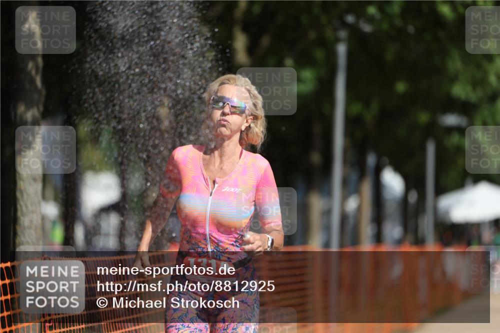 07.09.2025 - 19. Norderstedt Triathlon Michael Strokosch http://msf.ph/oto/8812925 07.09.2025 11:42:16 Laufen 1314 meine-sportfotos.de
