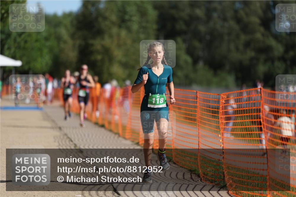 07.09.2025 - 19. Norderstedt Triathlon Michael Strokosch http://msf.ph/oto/8812952 07.09.2025 10:43:55 Laufen 118, 680, 1135 meine-sportfotos.de