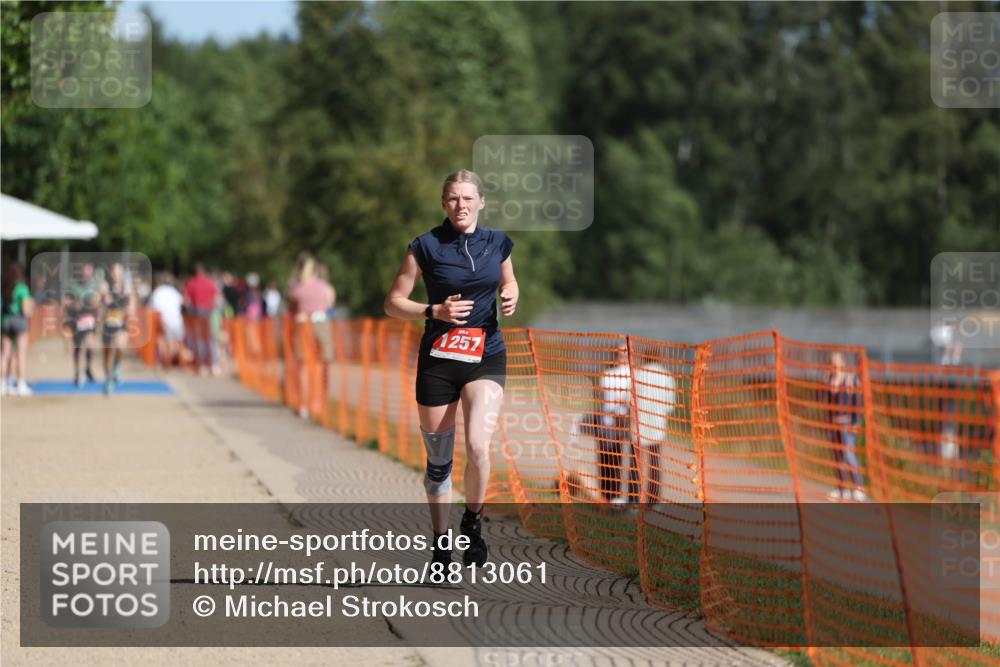 07.09.2025 - 19. Norderstedt Triathlon Michael Strokosch http://msf.ph/oto/8813061 07.09.2025 11:42:24 Laufen 1257 meine-sportfotos.de