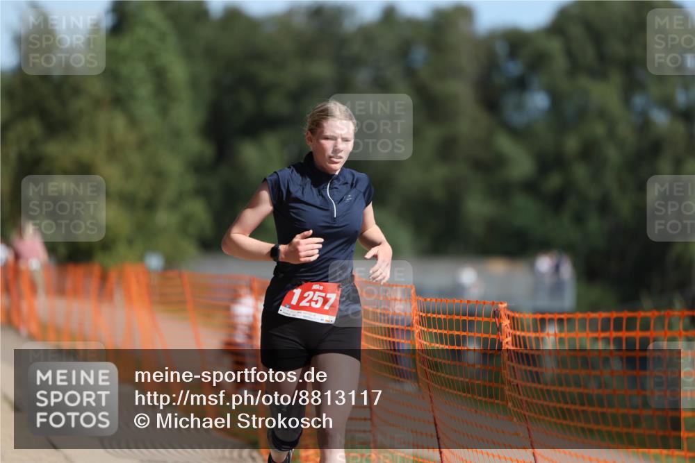 07.09.2025 - 19. Norderstedt Triathlon Michael Strokosch http://msf.ph/oto/8813117 07.09.2025 11:42:26 Laufen 1257 meine-sportfotos.de