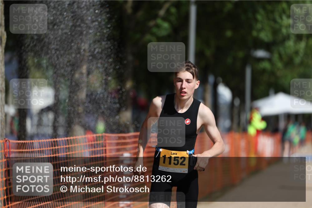 07.09.2025 - 19. Norderstedt Triathlon Michael Strokosch http://msf.ph/oto/8813262 07.09.2025 11:42:36 Laufen 1152, 1395 meine-sportfotos.de