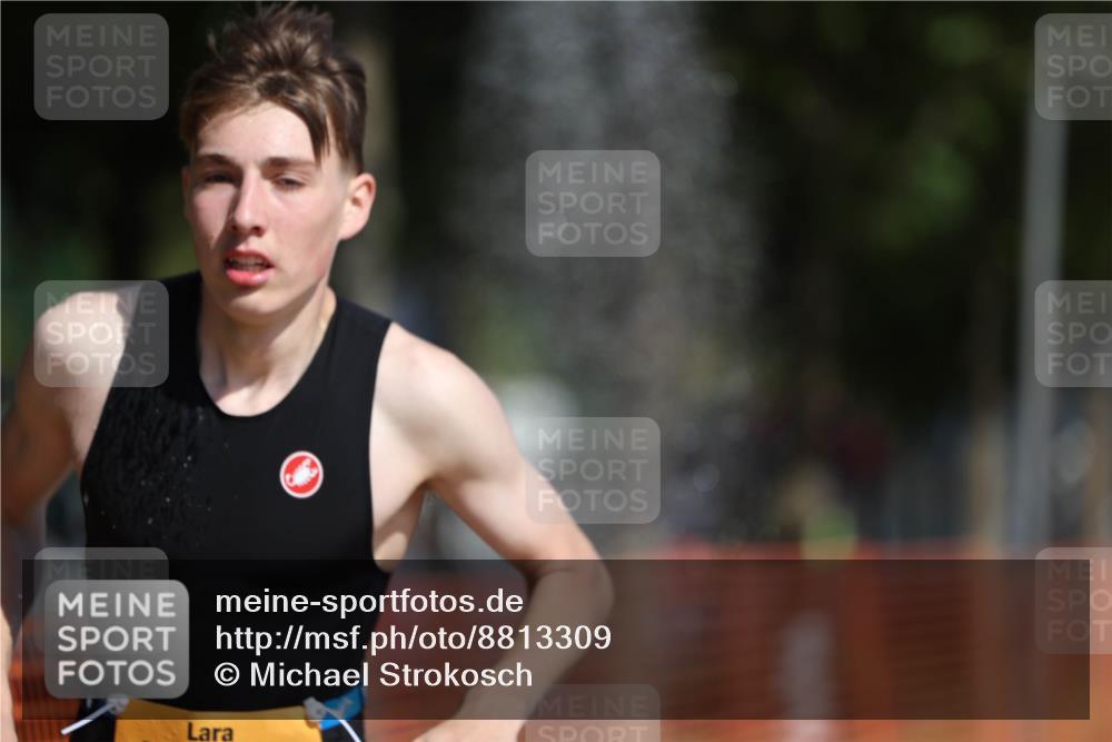 07.09.2025 - 19. Norderstedt Triathlon Michael Strokosch http://msf.ph/oto/8813309 07.09.2025 11:42:37 Laufen 1152, 1395 meine-sportfotos.de