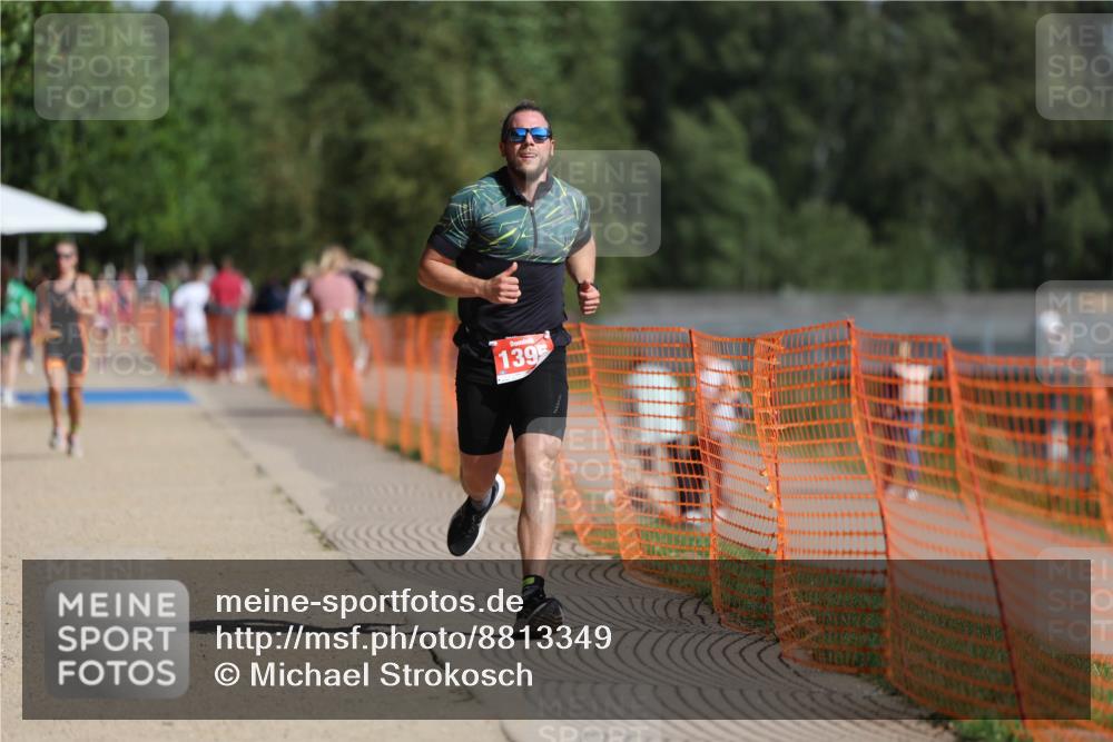 07.09.2025 - 19. Norderstedt Triathlon Michael Strokosch http://msf.ph/oto/8813349 07.09.2025 11:42:39 Laufen 1152, 1395 meine-sportfotos.de