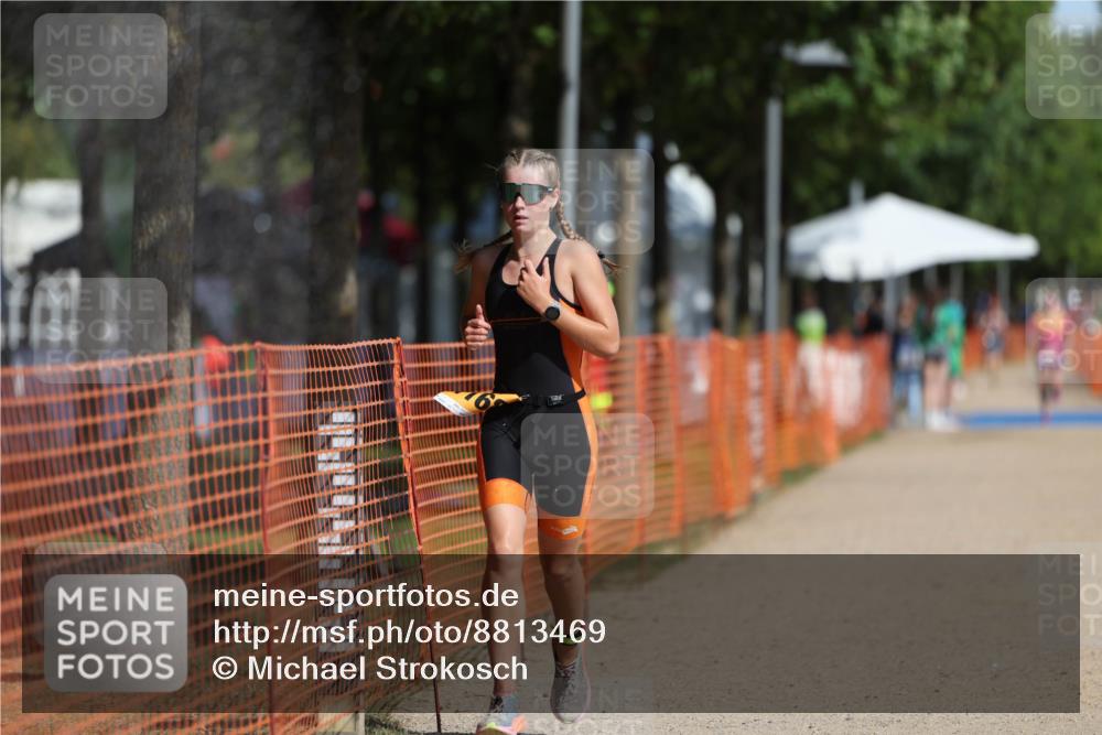 07.09.2025 - 19. Norderstedt Triathlon Michael Strokosch http://msf.ph/oto/8813469 07.09.2025 11:42:47 Laufen 1168 meine-sportfotos.de
