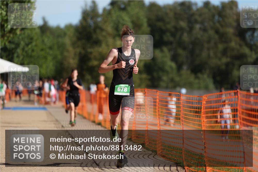 07.09.2025 - 19. Norderstedt Triathlon Michael Strokosch http://msf.ph/oto/8813482 07.09.2025 10:44:31 Laufen 637, 678 meine-sportfotos.de