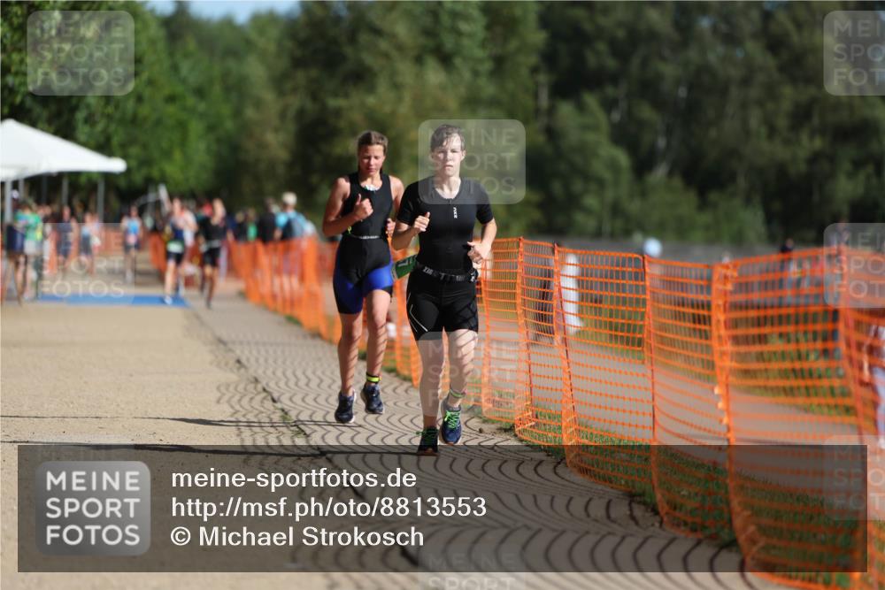 07.09.2025 - 19. Norderstedt Triathlon Michael Strokosch http://msf.ph/oto/8813553 07.09.2025 10:44:35 Laufen 64, 637, 678 meine-sportfotos.de