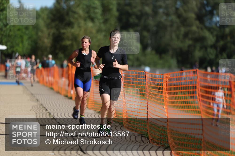 07.09.2025 - 19. Norderstedt Triathlon Michael Strokosch http://msf.ph/oto/8813587 07.09.2025 10:44:36 Laufen 64, 637, 678 meine-sportfotos.de