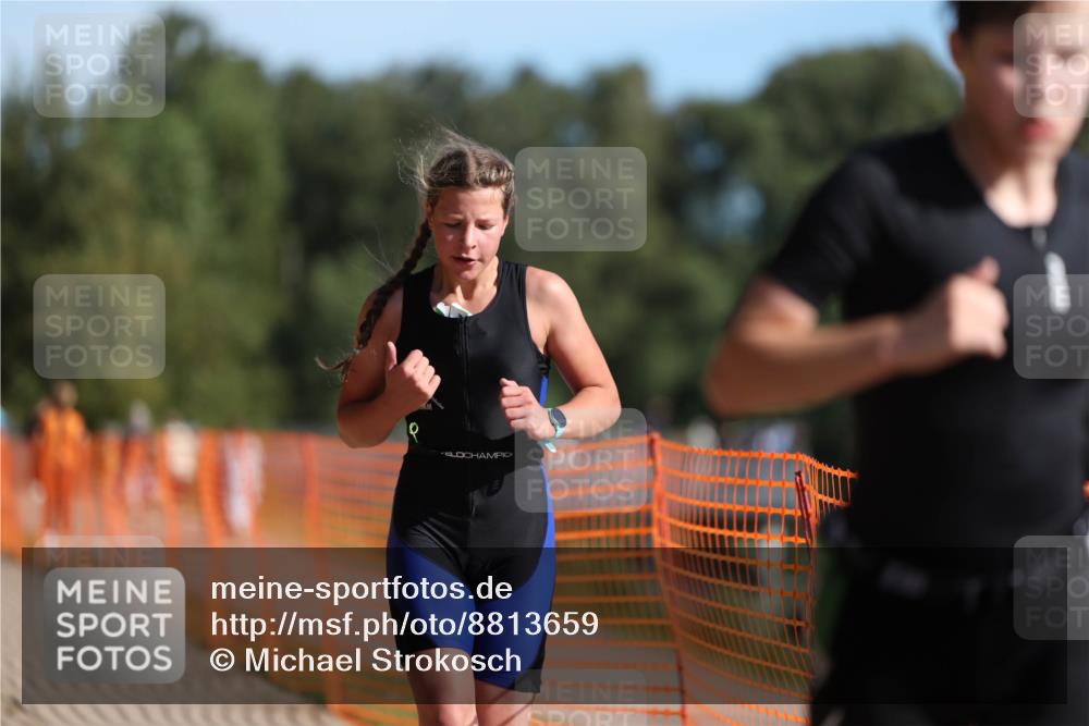 07.09.2025 - 19. Norderstedt Triathlon Michael Strokosch http://msf.ph/oto/8813659 07.09.2025 10:44:39 Laufen 64, 637 meine-sportfotos.de