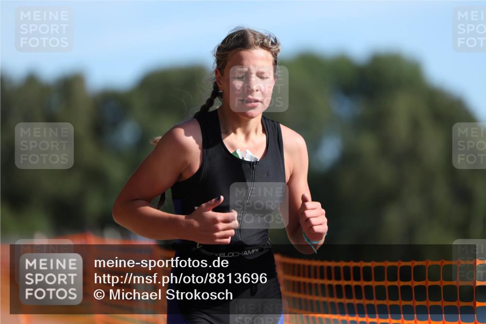 07.09.2025 - 19. Norderstedt Triathlon Michael Strokosch http://msf.ph/oto/8813696 07.09.2025 10:44:40 Laufen 64, 637 meine-sportfotos.de