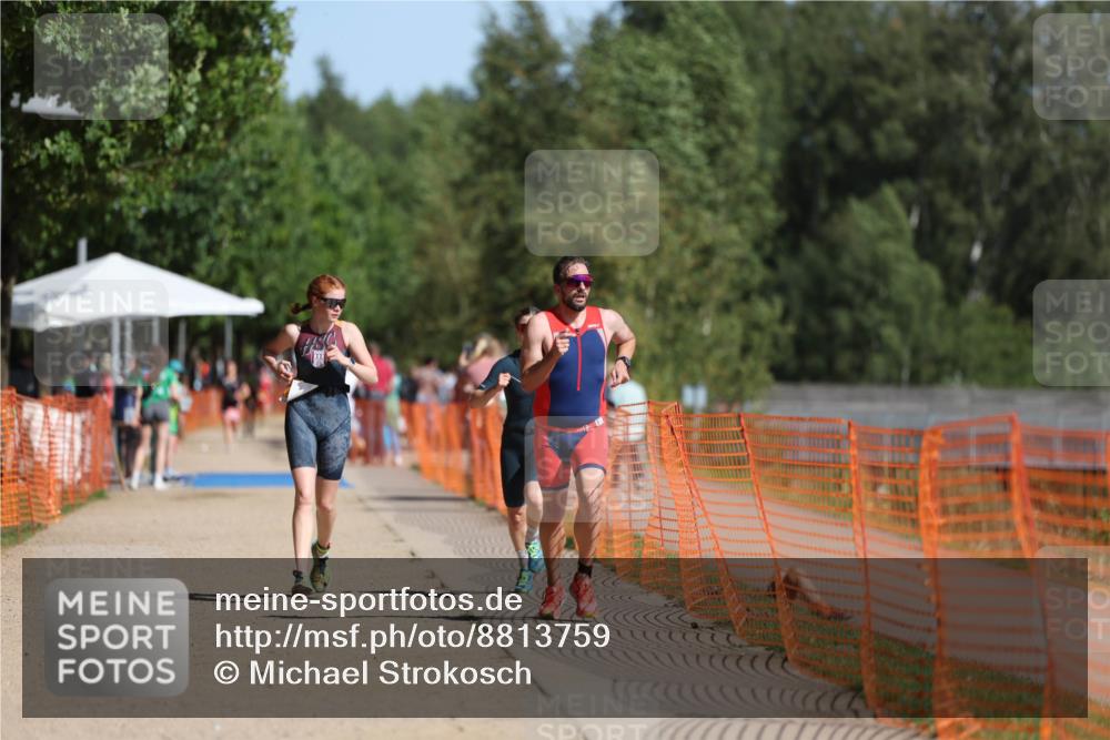 07.09.2025 - 19. Norderstedt Triathlon Michael Strokosch http://msf.ph/oto/8813759 07.09.2025 11:43:15 Laufen 238, 1182, 1227 meine-sportfotos.de