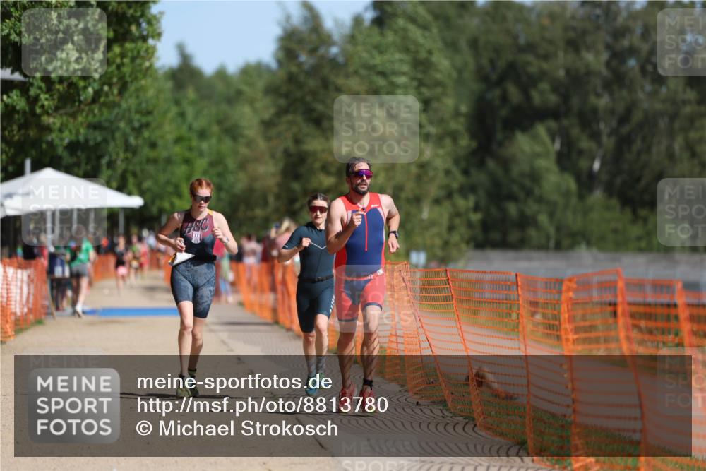 07.09.2025 - 19. Norderstedt Triathlon Michael Strokosch http://msf.ph/oto/8813780 07.09.2025 11:43:16 Laufen 238, 1182, 1227 meine-sportfotos.de