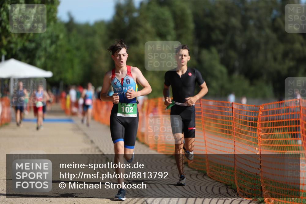 07.09.2025 - 19. Norderstedt Triathlon Michael Strokosch http://msf.ph/oto/8813792 07.09.2025 10:44:48 Laufen 102, 651 meine-sportfotos.de