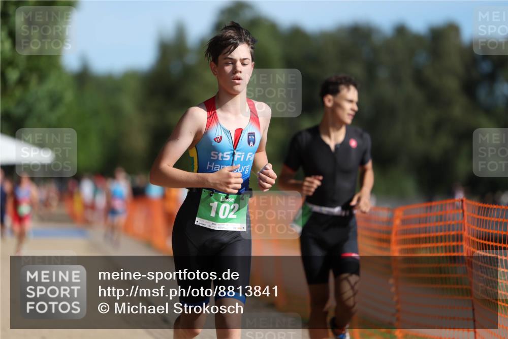 07.09.2025 - 19. Norderstedt Triathlon Michael Strokosch http://msf.ph/oto/8813841 07.09.2025 10:44:50 Laufen 102, 651 meine-sportfotos.de
