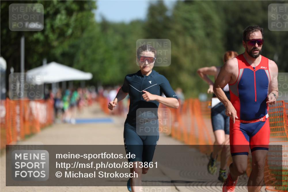 07.09.2025 - 19. Norderstedt Triathlon Michael Strokosch http://msf.ph/oto/8813861 07.09.2025 11:43:19 Laufen 238, 1182, 1227 meine-sportfotos.de