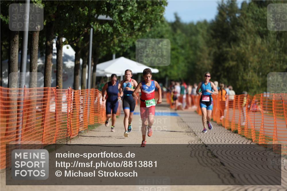 07.09.2025 - 19. Norderstedt Triathlon Michael Strokosch http://msf.ph/oto/8813881 07.09.2025 10:44:54 Laufen 102, 108, 651 meine-sportfotos.de