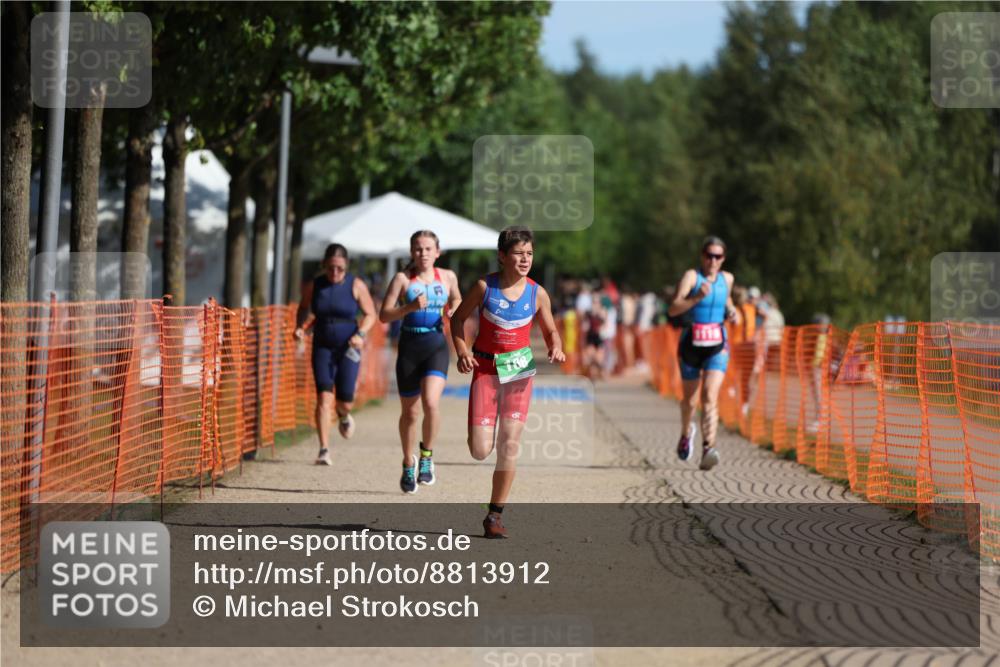 07.09.2025 - 19. Norderstedt Triathlon Michael Strokosch http://msf.ph/oto/8813912 07.09.2025 10:44:55 Laufen 102, 108, 131, 651 meine-sportfotos.de