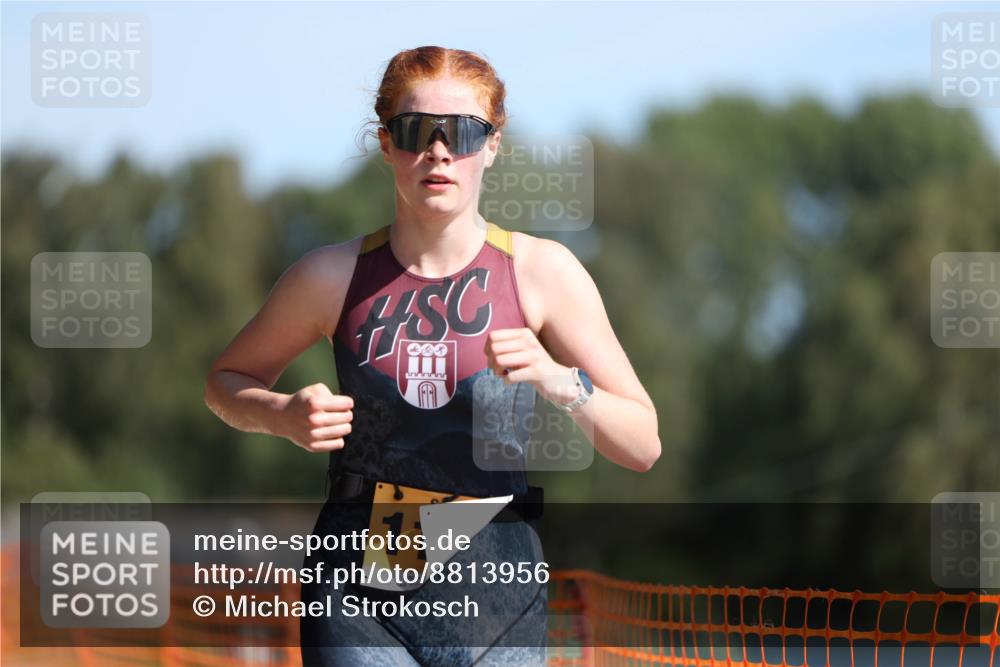 07.09.2025 - 19. Norderstedt Triathlon Michael Strokosch http://msf.ph/oto/8813956 07.09.2025 11:43:23 Laufen 238, 1182, 1227 meine-sportfotos.de