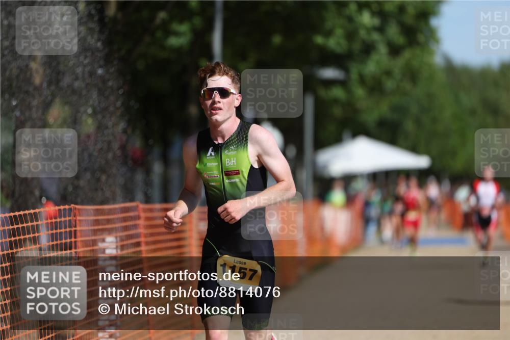 07.09.2025 - 19. Norderstedt Triathlon Michael Strokosch http://msf.ph/oto/8814076 07.09.2025 11:43:40 Laufen 1157, 1390 meine-sportfotos.de